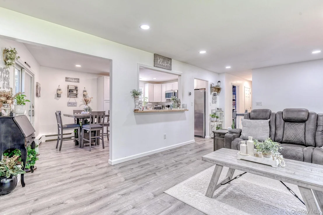 Photo of 17 Pine Court
