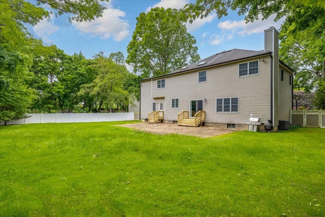 Photo of 10 Aspen Circle