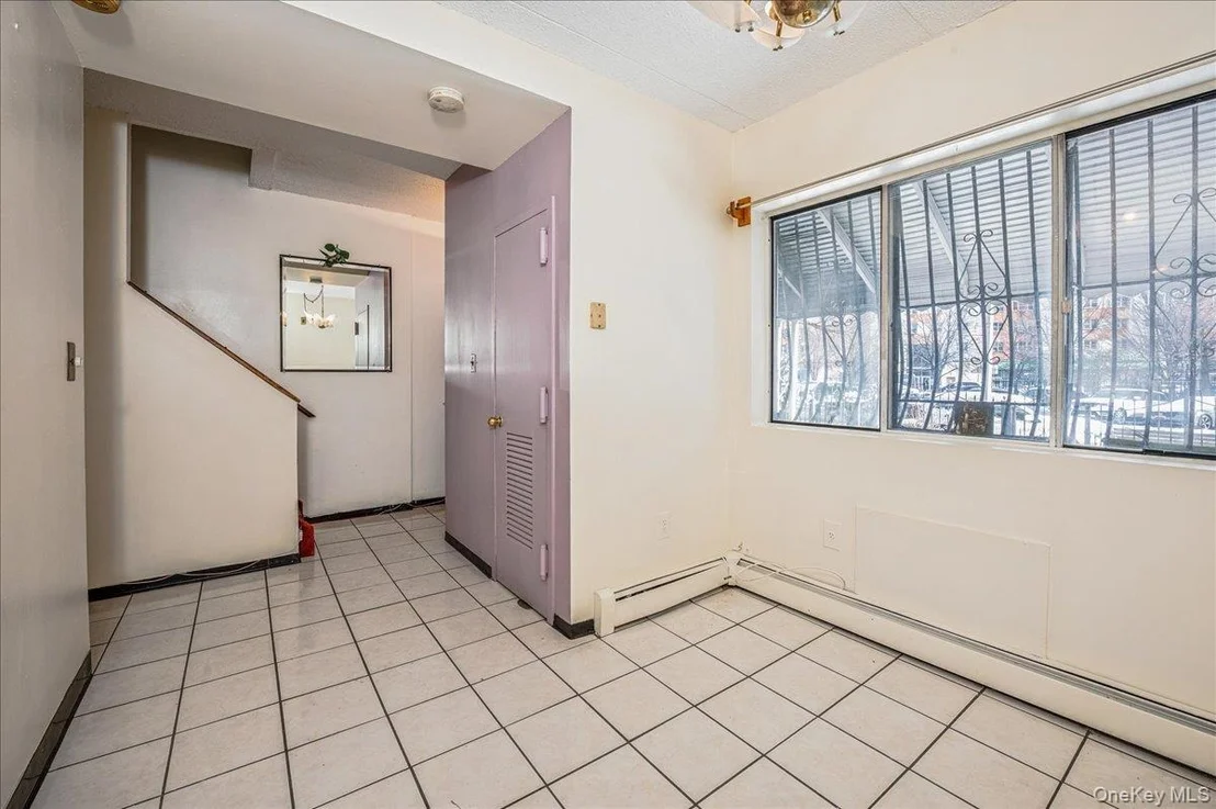 Photo of 1361 Intervale Avenue