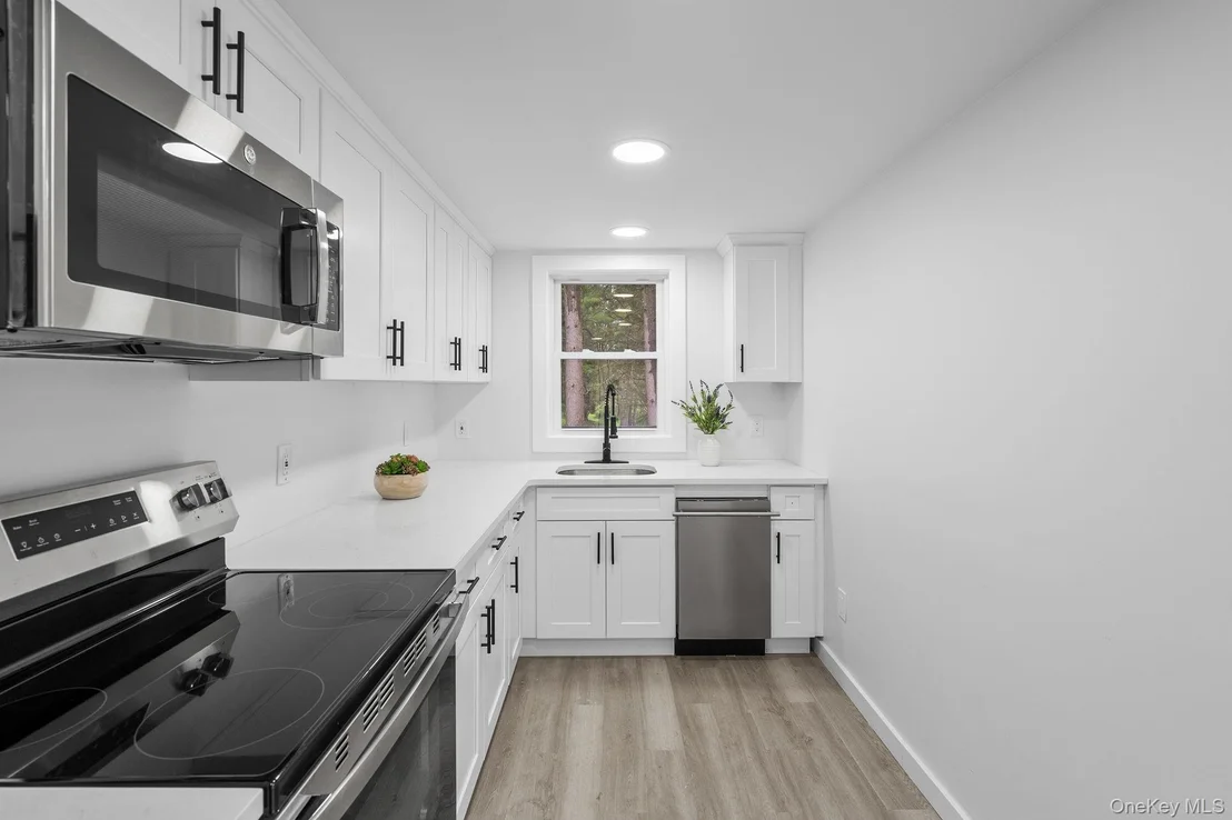 Photo of 43 Highland Lake Road
