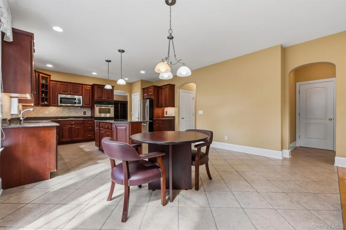 Photo of 17 Arbor Court