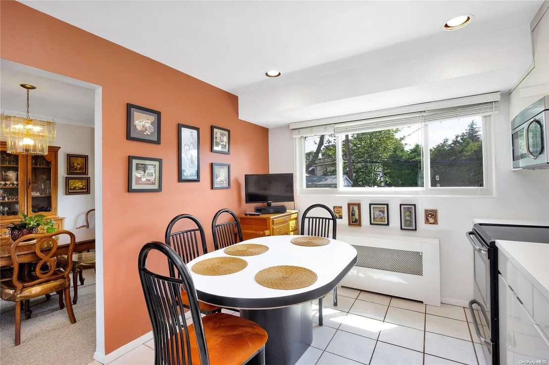 Photo of 25 Redwood Drive