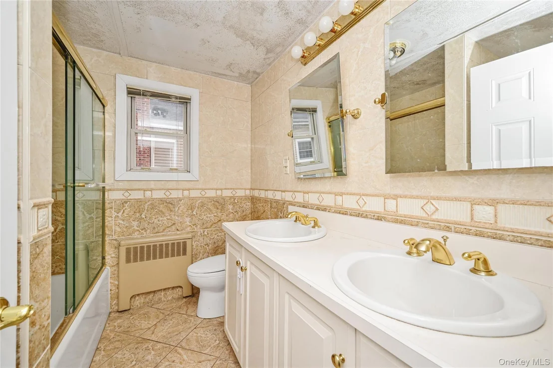 Photo of 218 Avery Place