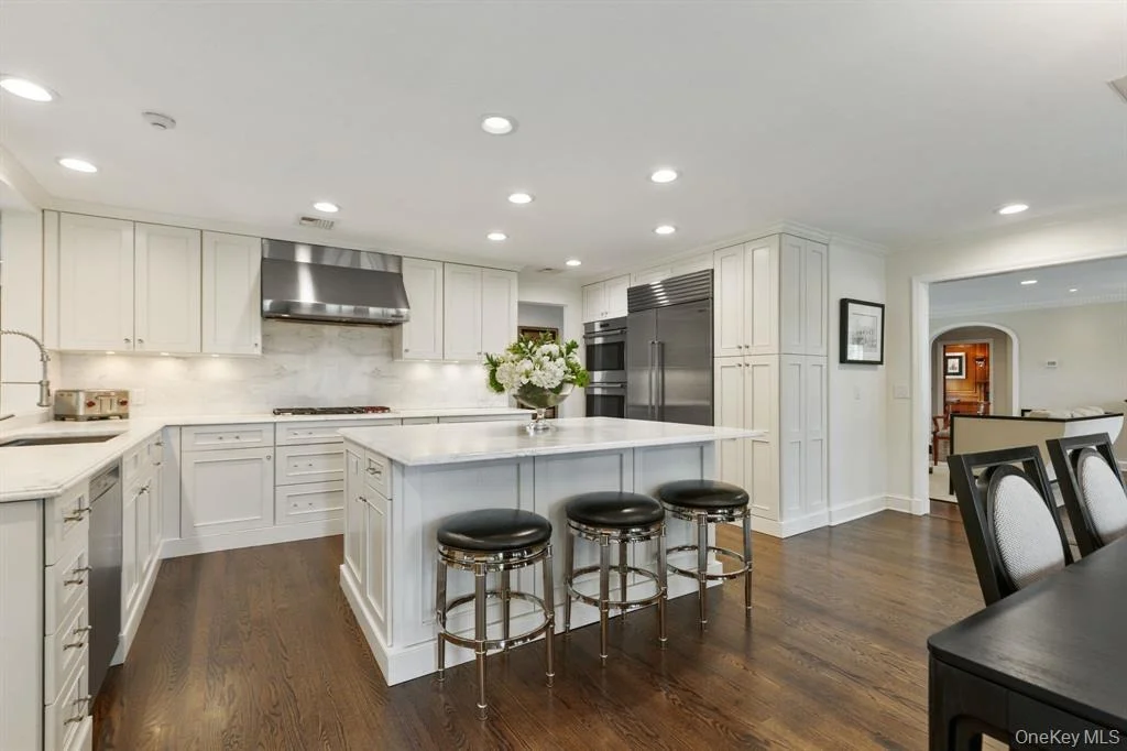 Photo of 8 Boxwood Lane