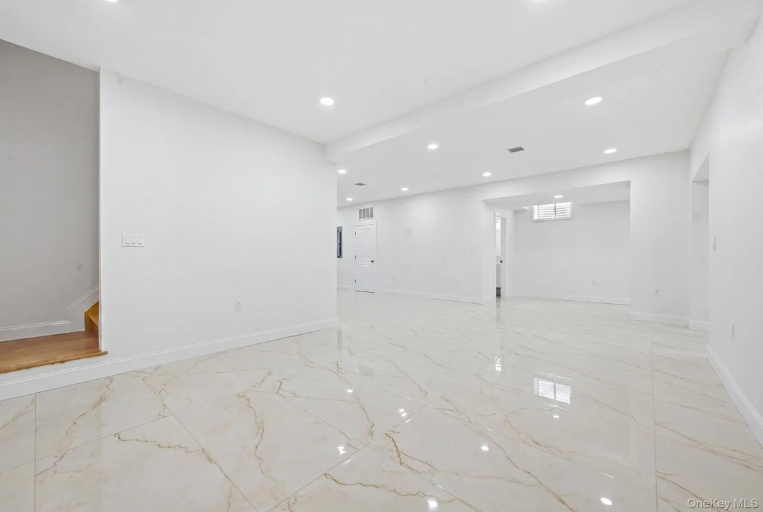 Photo of 51 Sobro Avenue