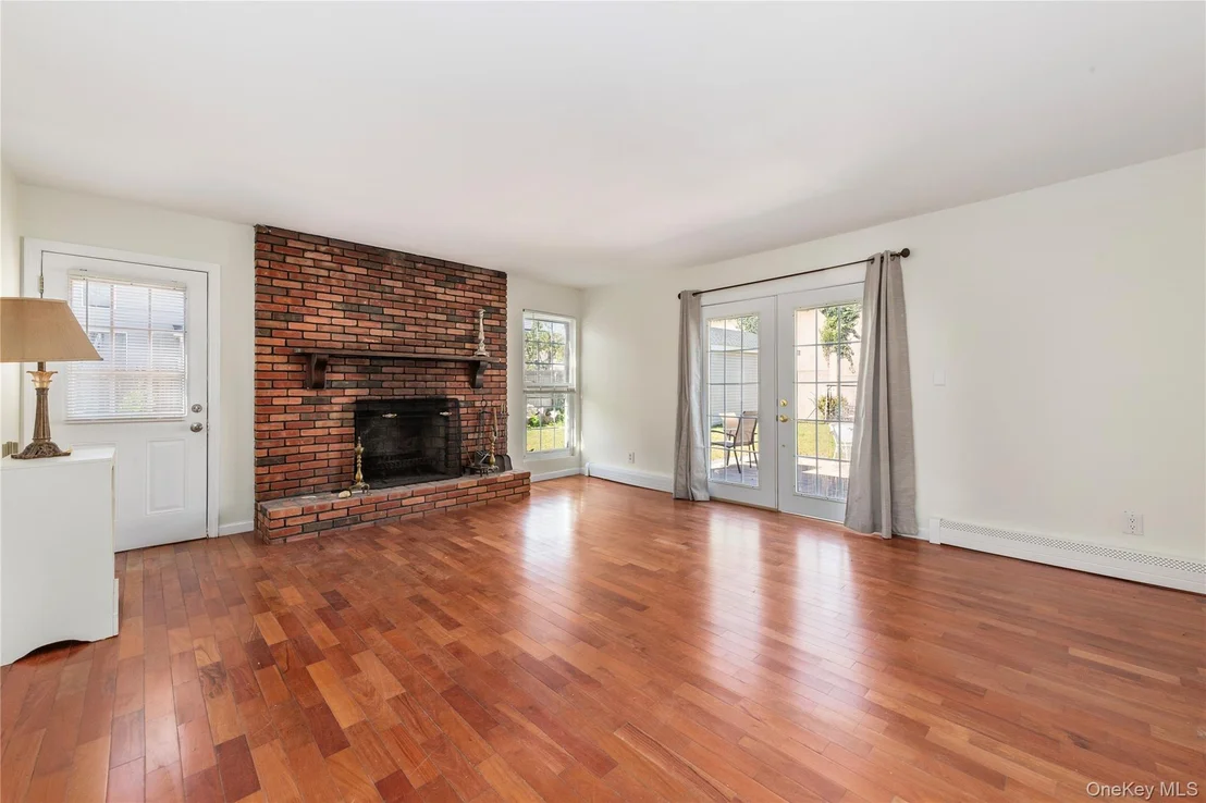 Photo of 44 Apple Tree Drive