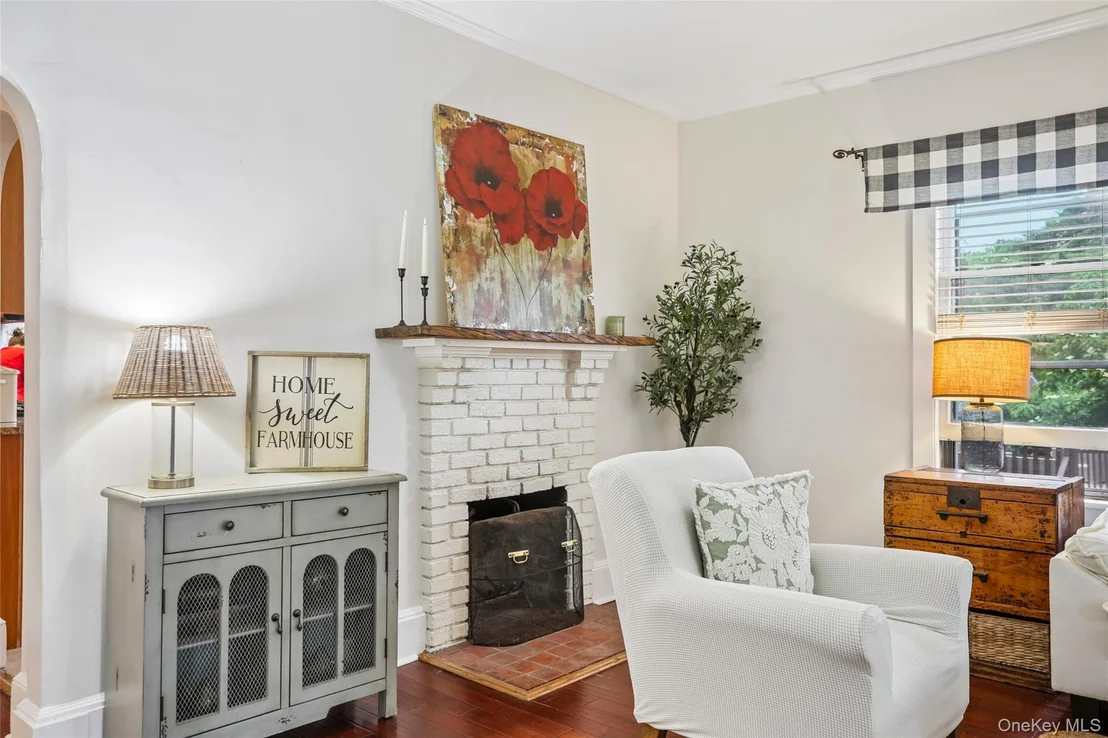 Photo of 75 Chestnut Avenue
