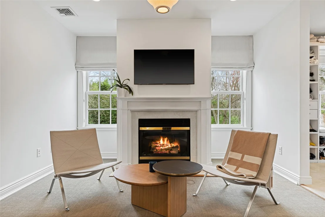 Photo of 51 HARDING Drive