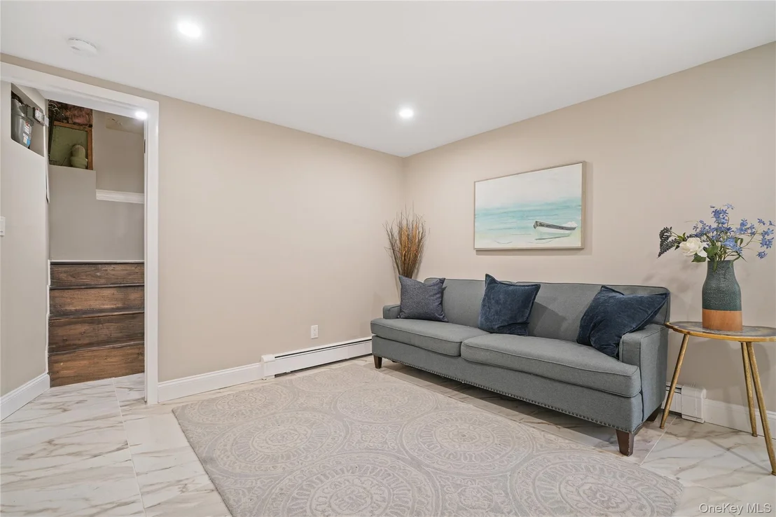 Photo of 511 Decatur Avenue