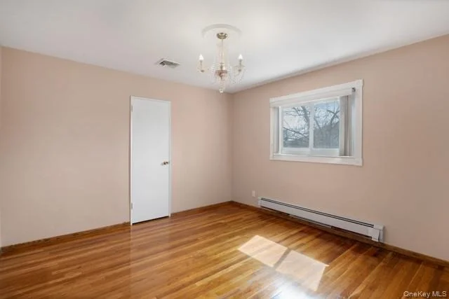 Photo of 1033 Rosedale Road