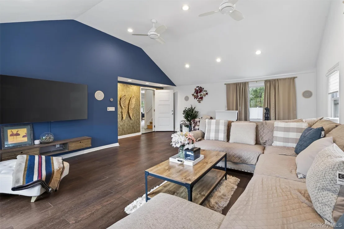 Photo of 86 Beaver Brook Road