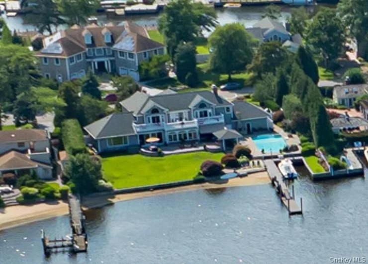 Photo of 165 Peninsula Drive