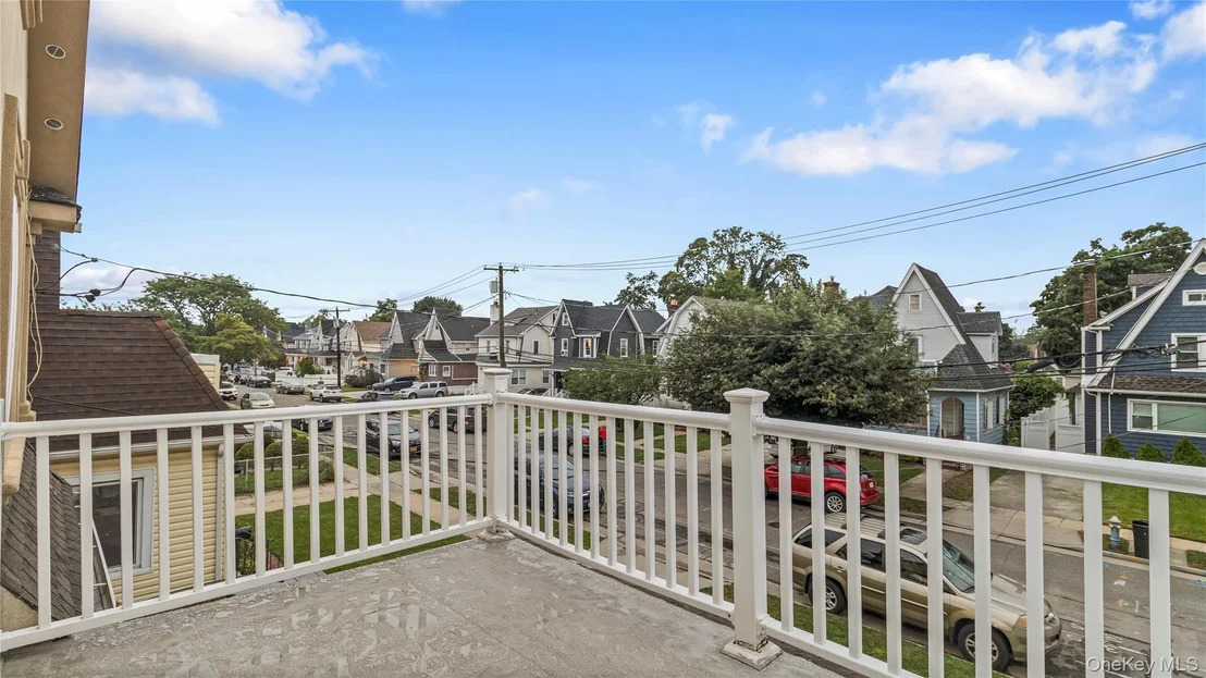Photo of 32 Florence Avenue