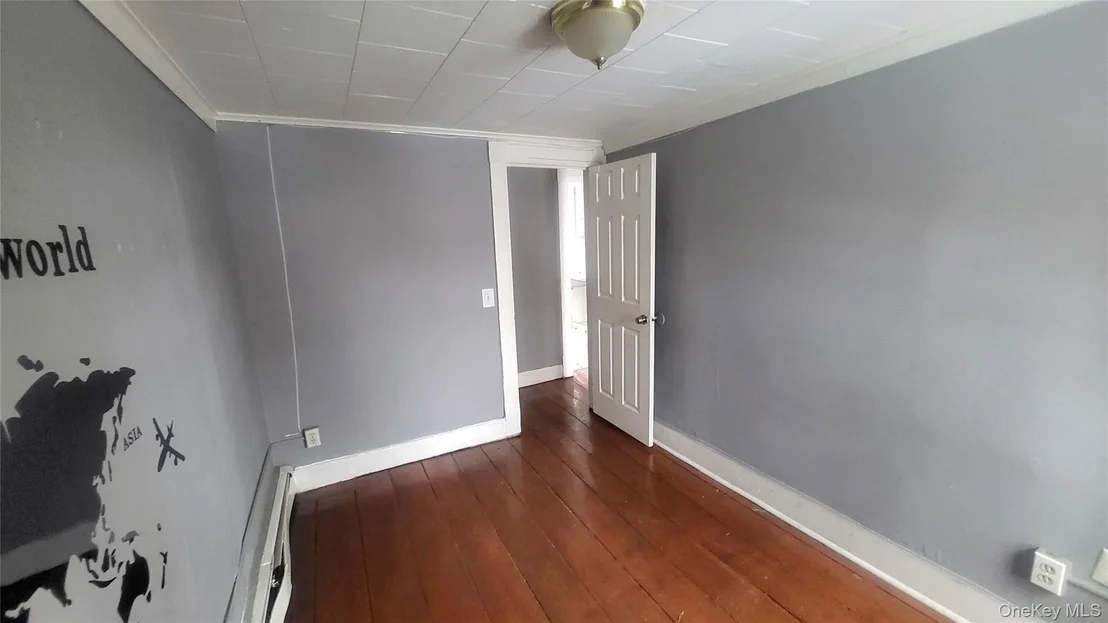 Photo of 164 Thompson Street