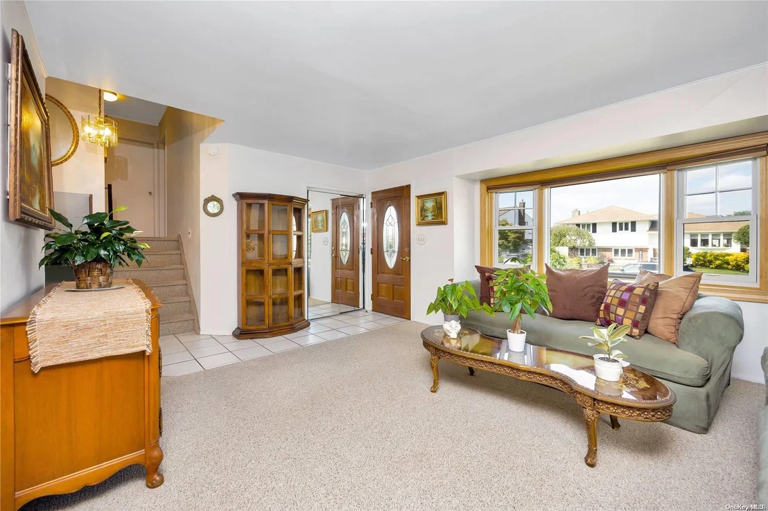 Photo of 25 Redwood Drive