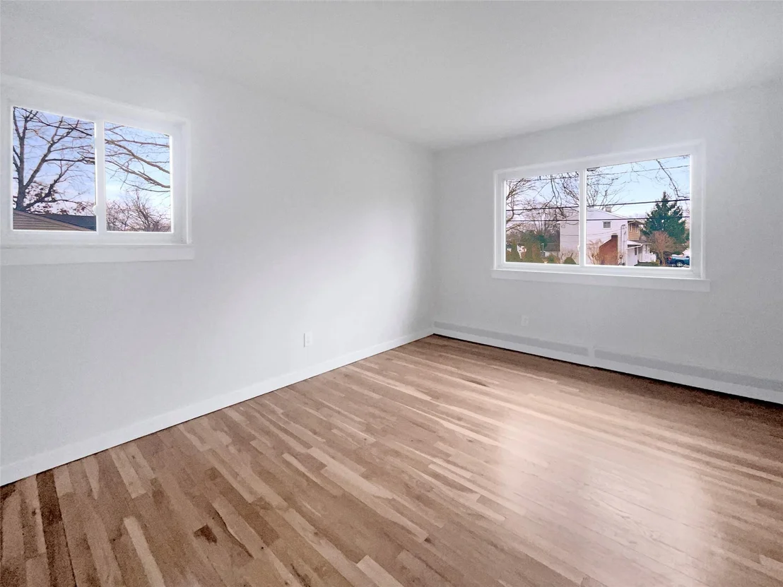 Photo of 23 Halliday