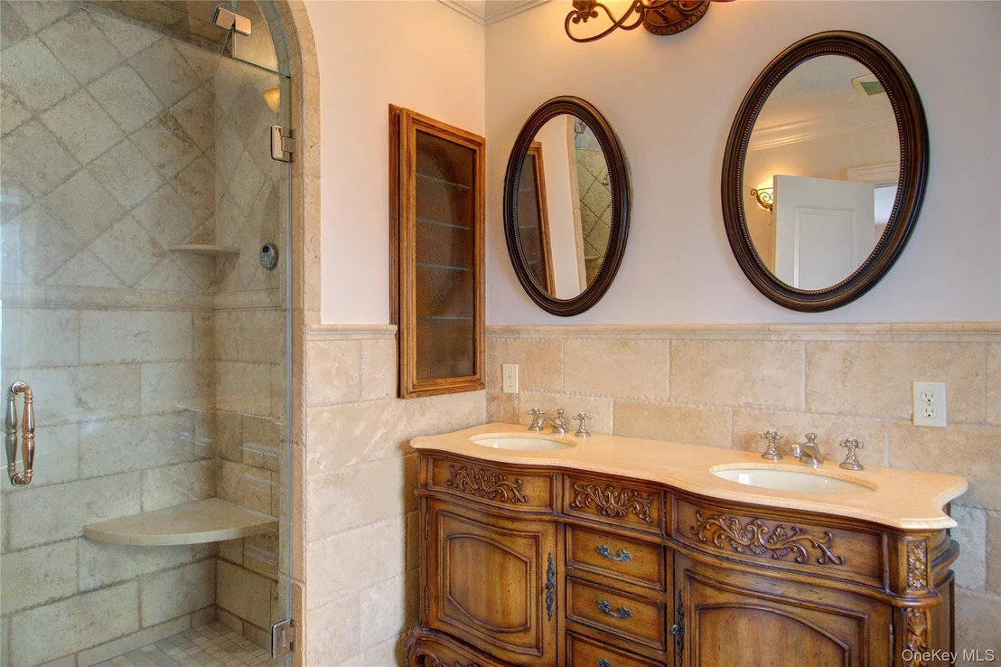 Photo of 159 Magnolia Boulevard