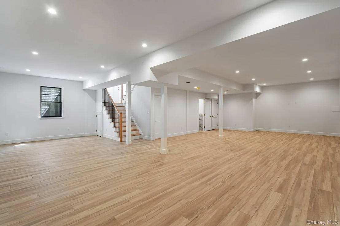 Photo of 33 3rd Street