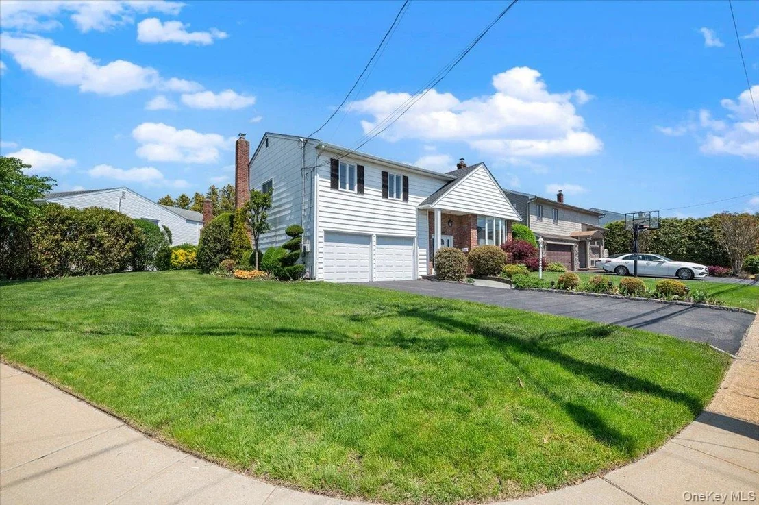 Photo of 3089 Monterey Drive