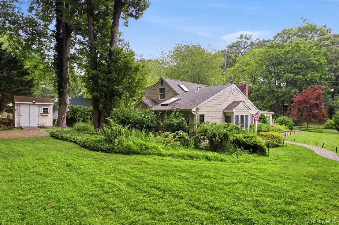 Photo of 19 Eckernkamp Drive
