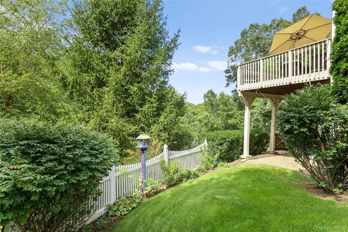 Photo of 20 Parkview Circle