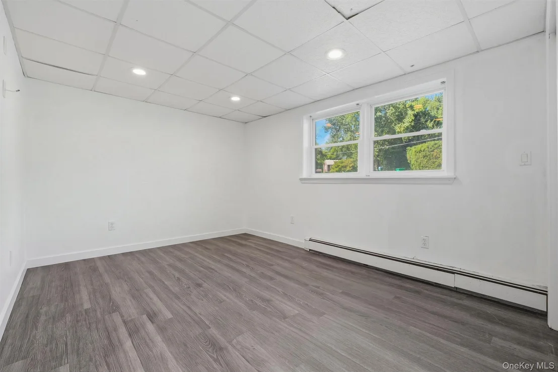 Photo of 77 Robin Drive