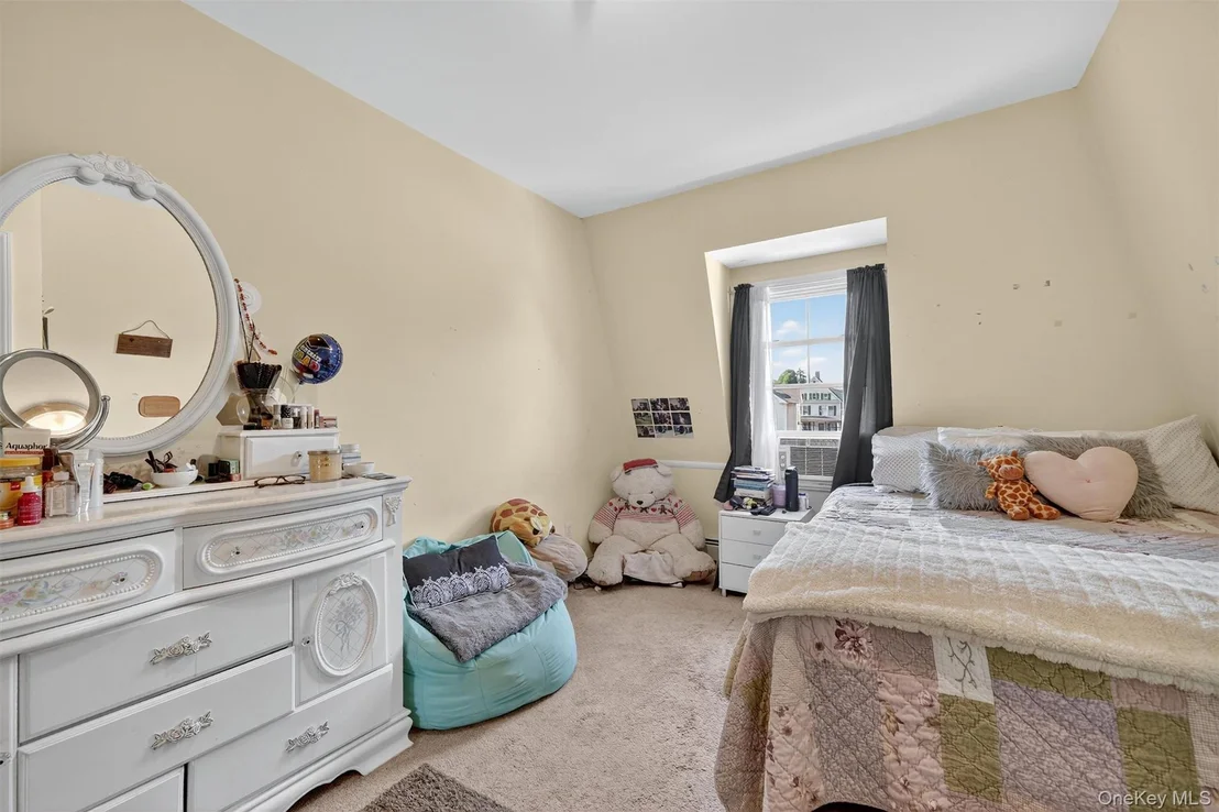 Photo of 16 Maple Place