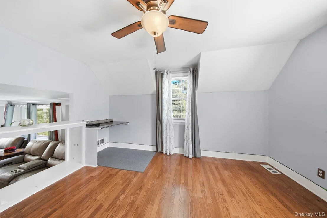 Photo of 48-50 Mountain Avenue