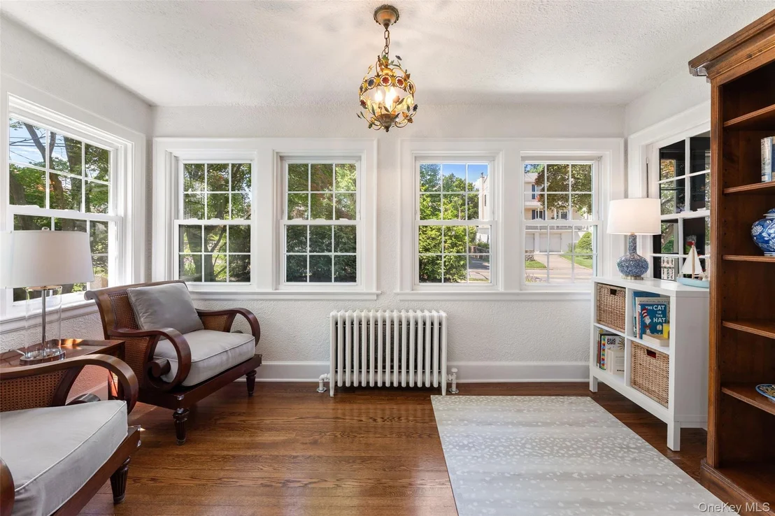 Photo of 25 Pinebrook Road