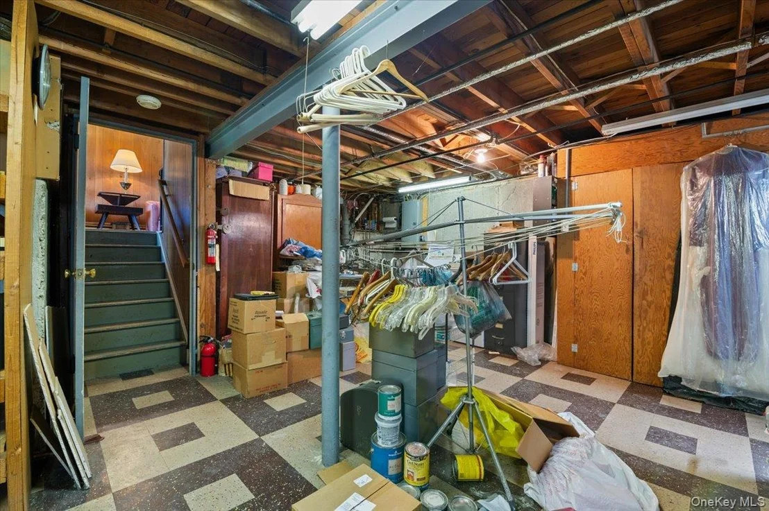 Photo of 331 Woodbridge Lane