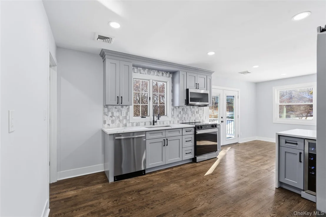 Photo of 1 Cherry Lane
