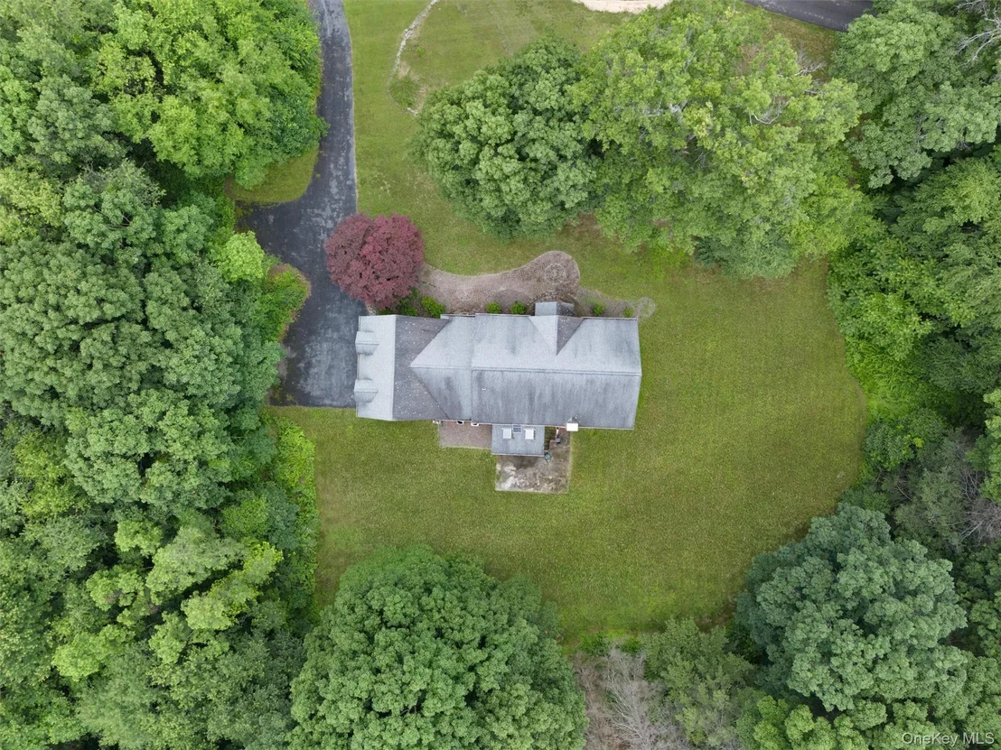 Photo of 16 Apple Summit Lane