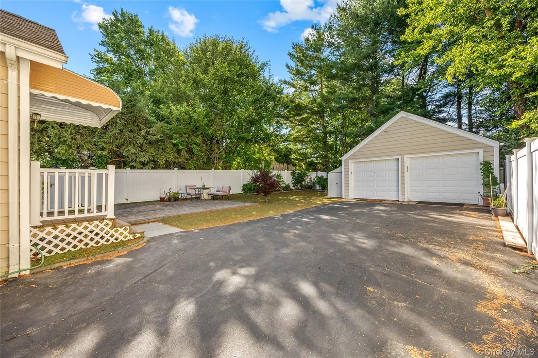 Photo of 15 Pershing Avenue