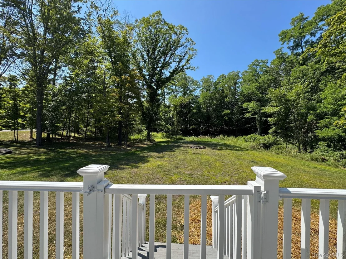 Photo of 484 Edison Timmerman Road