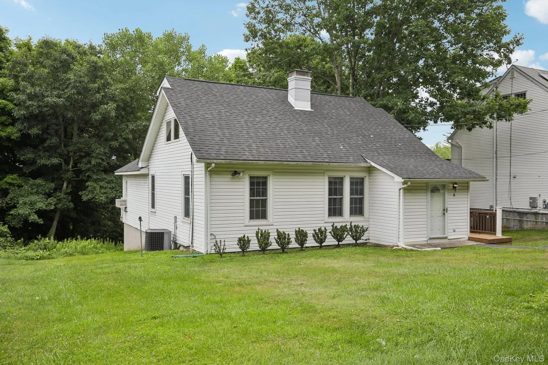 Photo of 8 Sunset Heights