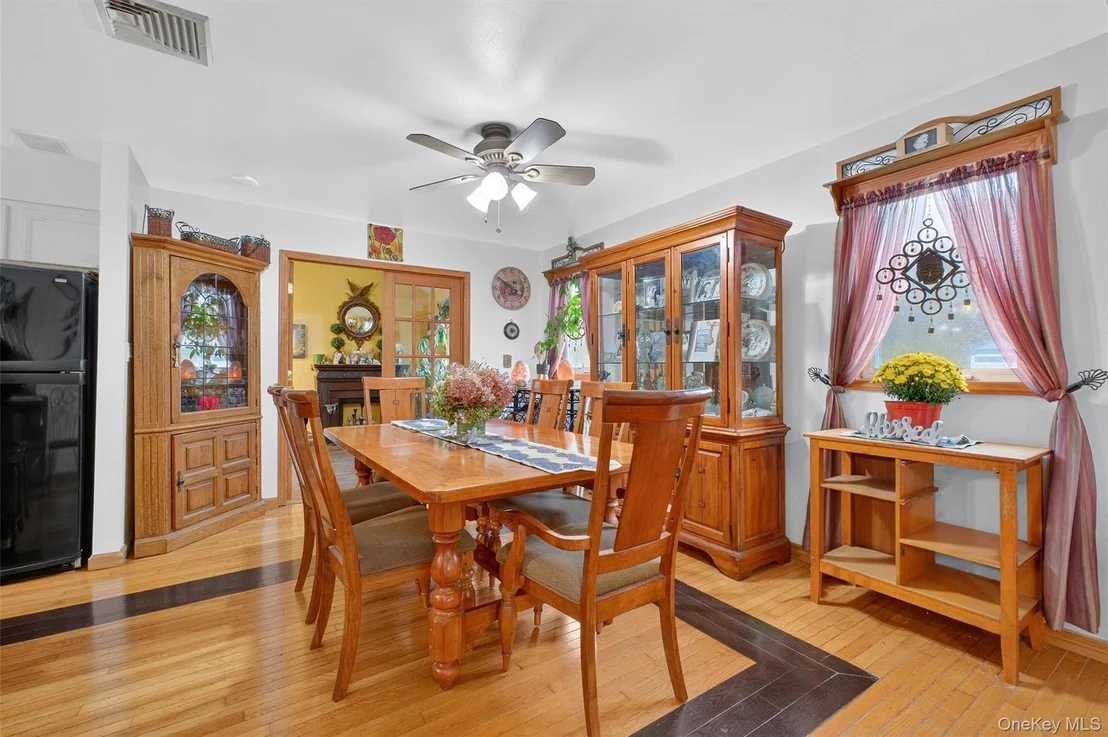 Photo of 74 Lyndon Road