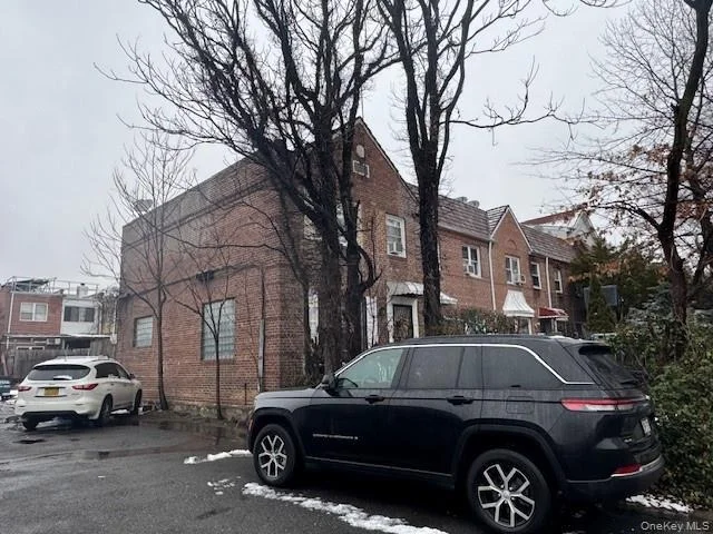 Photo of 14411 75th Avenue