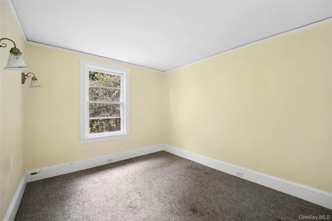 Photo of 25 River Road