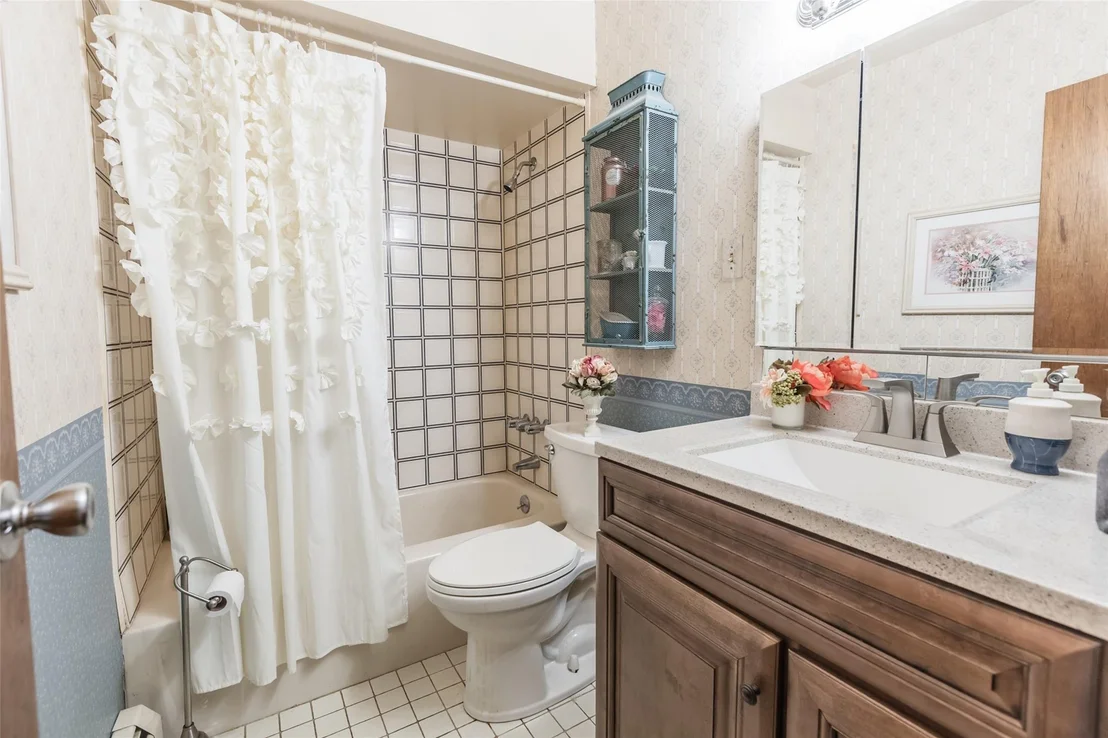 Photo of 11 Bobann Drive