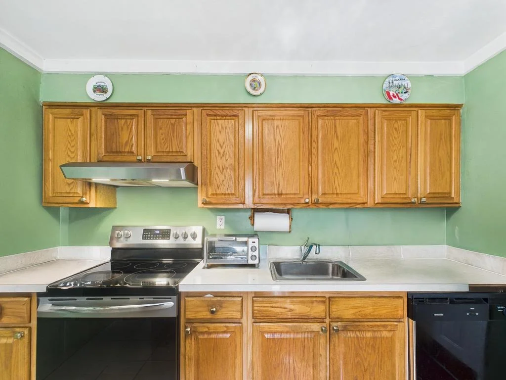 Photo of 335 Loring Road