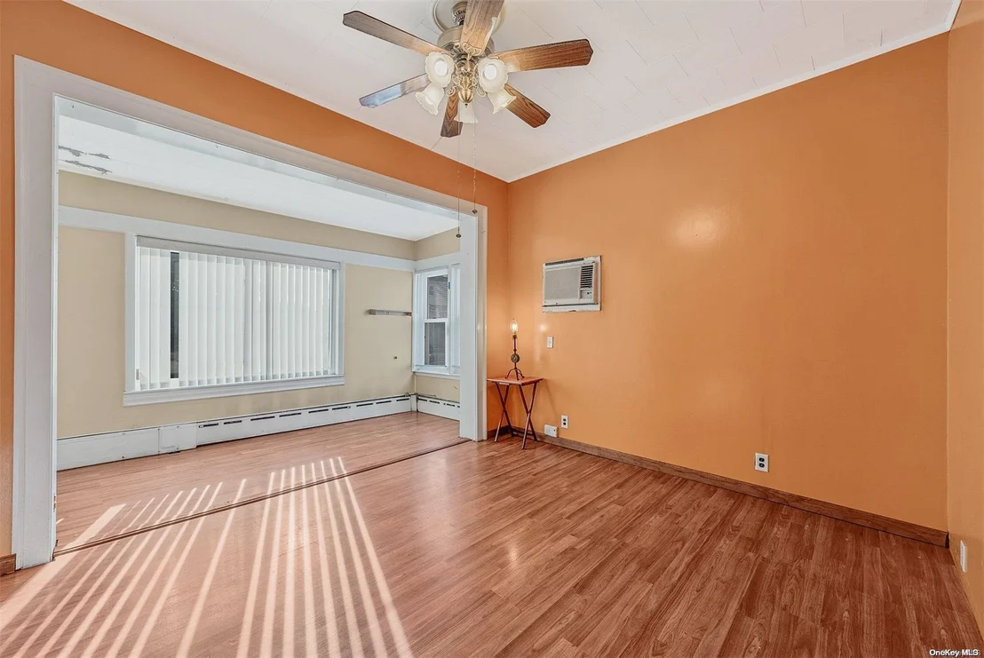 Photo of 54 Carroll Avenue