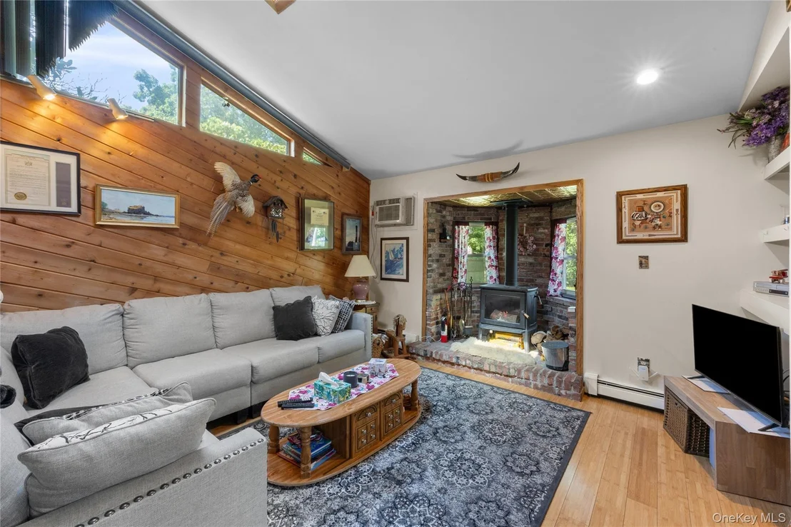 Photo of 24 Yosemite Lane