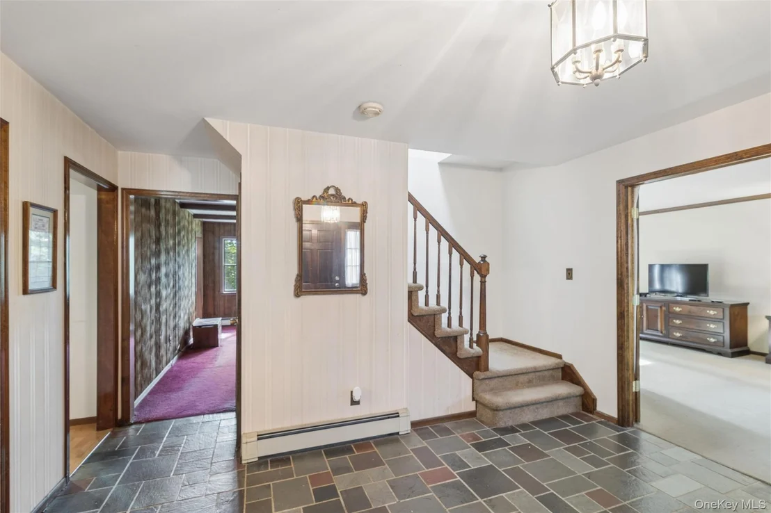 Photo of 30 White Birch Circle