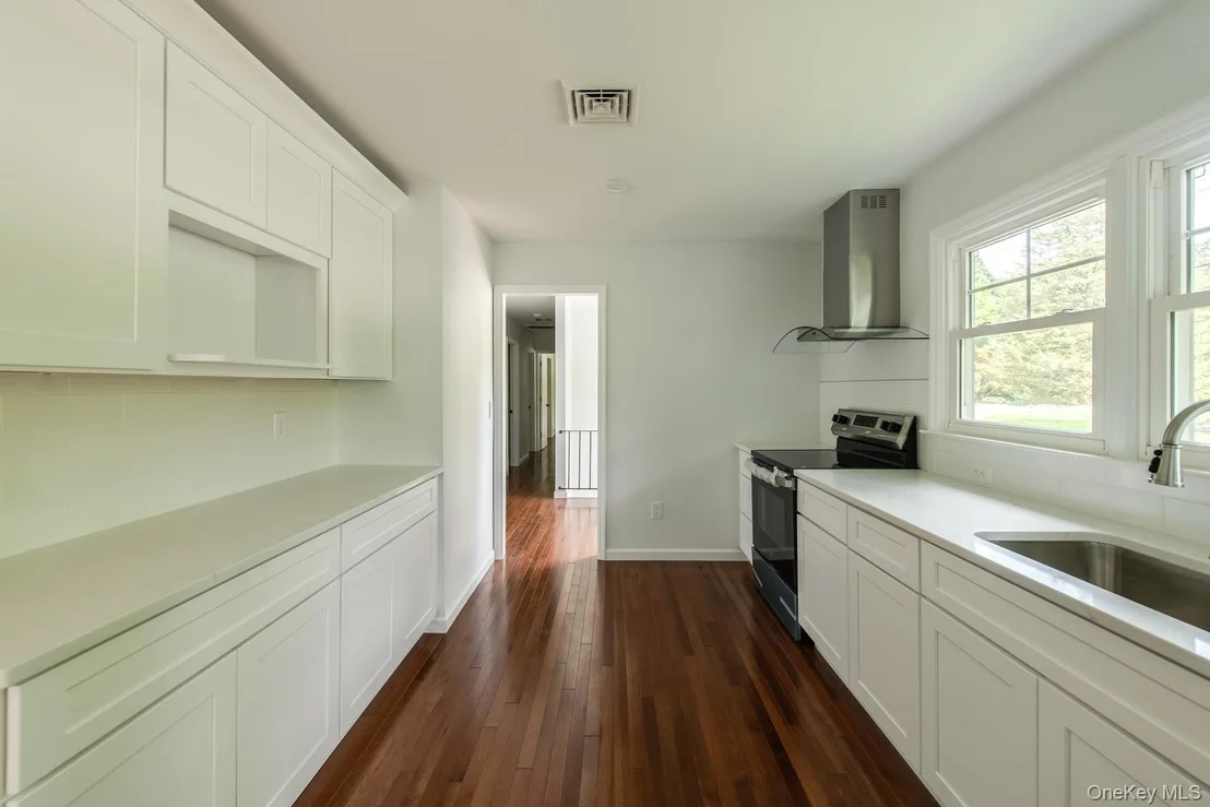 Photo of 33 Horizon Hill Drive