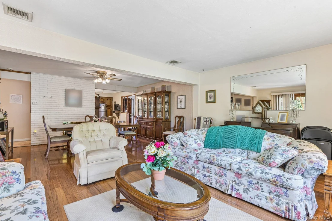Photo of 83 Coppersmith Road