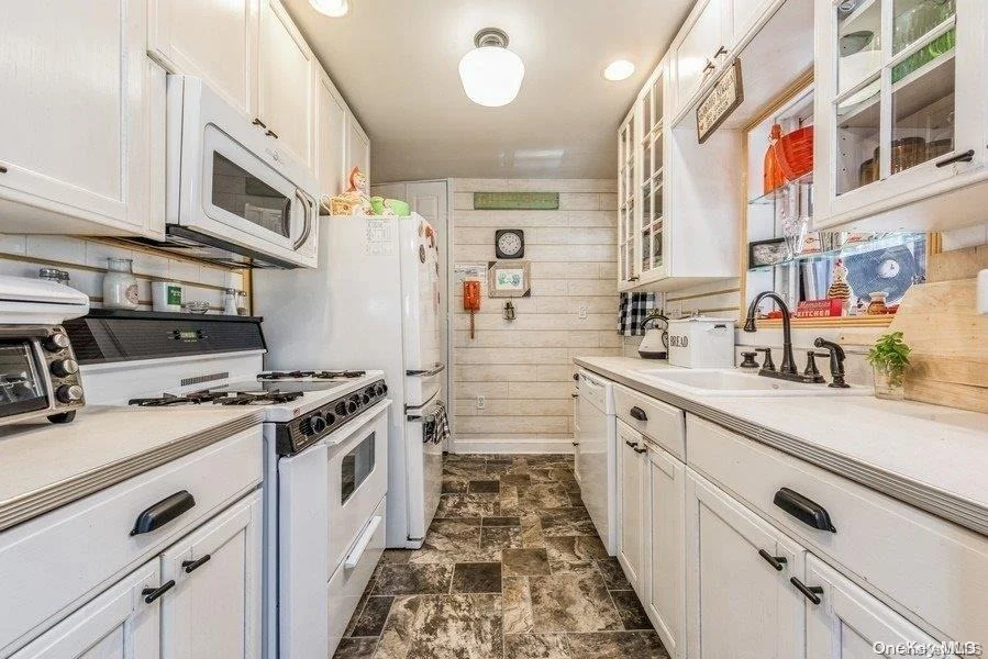 Photo of 9 Sunset Road