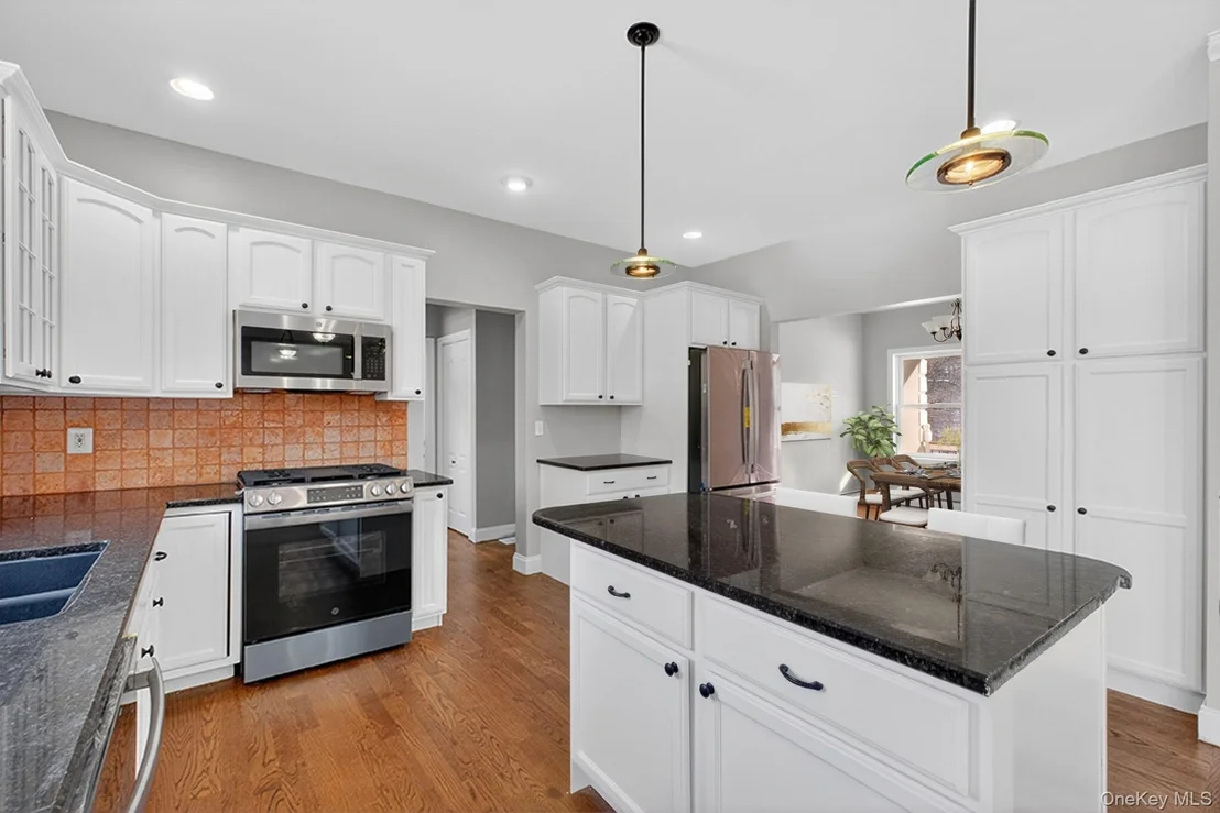 Photo of 27 King Drive