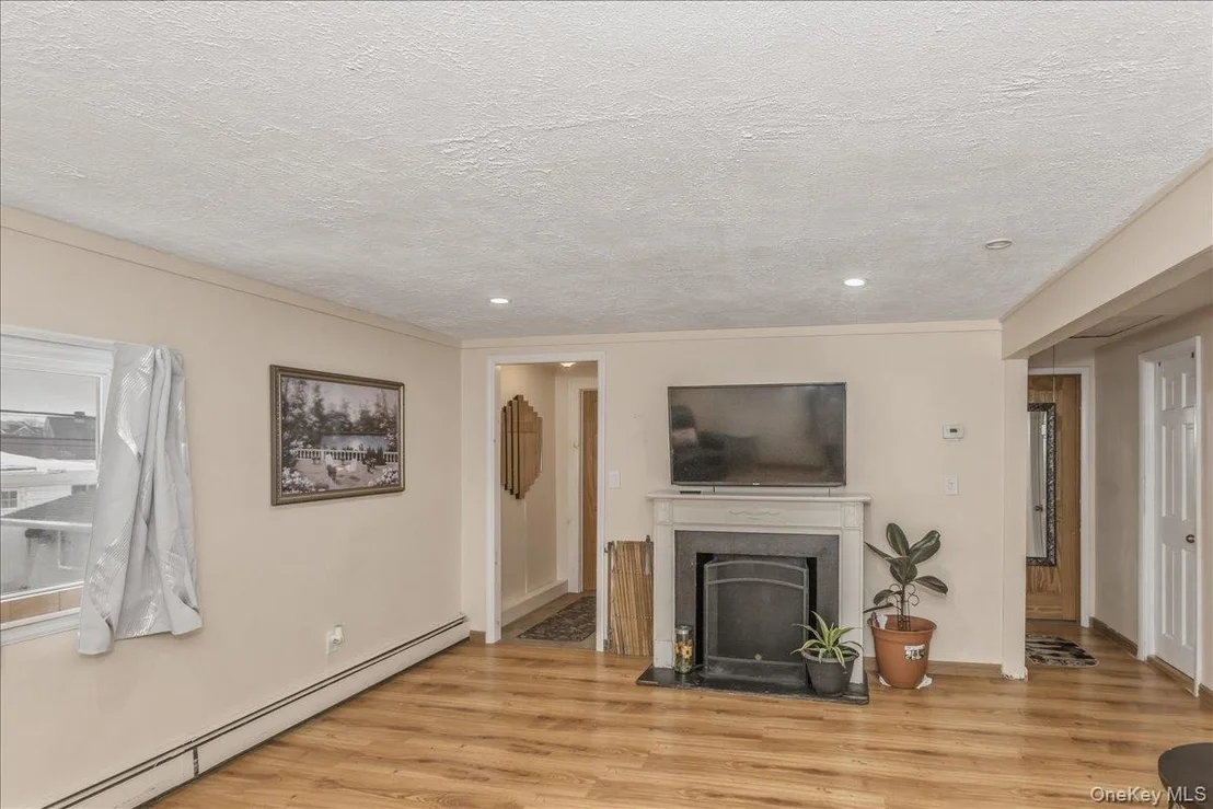 Photo of 30 Echo Lane