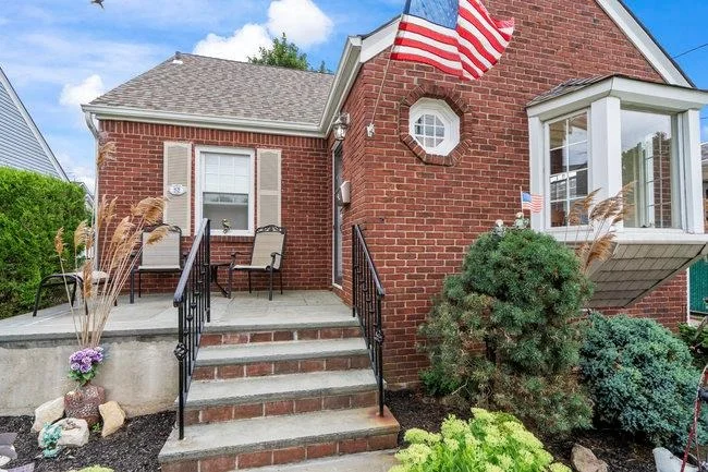 Photo of 52 Legion Place