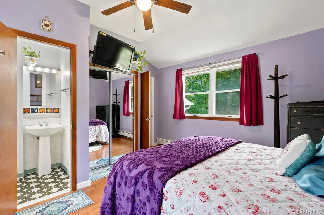 Photo of 9 Starview Avenue